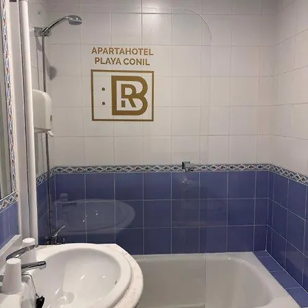 Apartahotel Rompeolas 4*